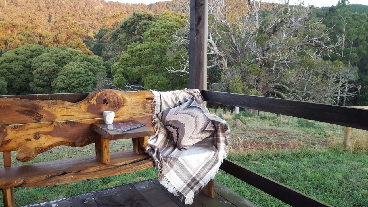 Bed and Breakfast Rustic Hut Bush Retreat à Penguin Extérieur photo